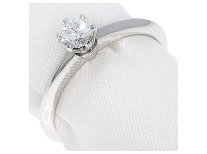 Tiffany & Co Anillo de diamante solitario de platino Tiffany 