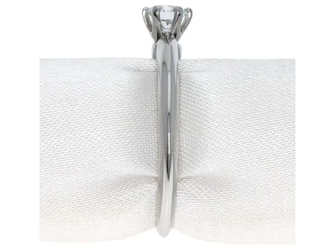 Tiffany & Co Anillo de diamante solitario de platino Tiffany 