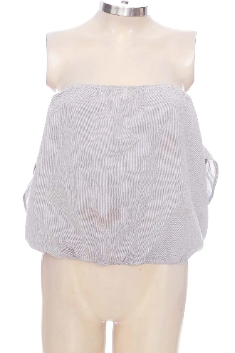 TOP / CAMISETA COLOR AZUL  SYBILLA