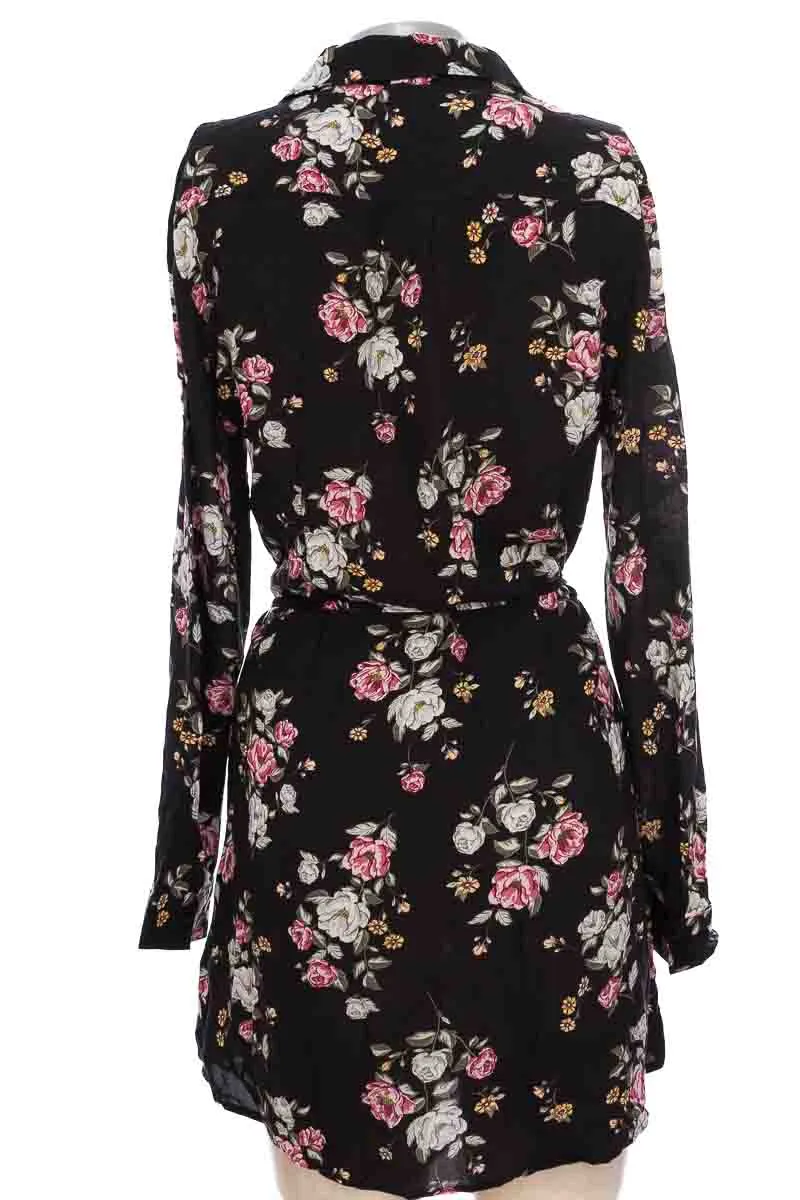 VESTIDO / ENTERIZO COLOR NEGRO  DIVIDED BY H&AMP;M