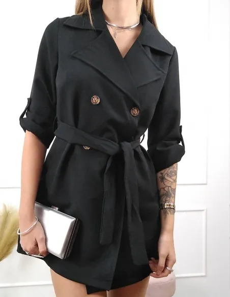 Vestido negro con botones