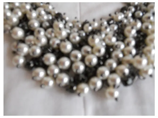 Weekend Max Mara Collar de perlas artificiales MAX MARA WEEKEND Negro Blanco 