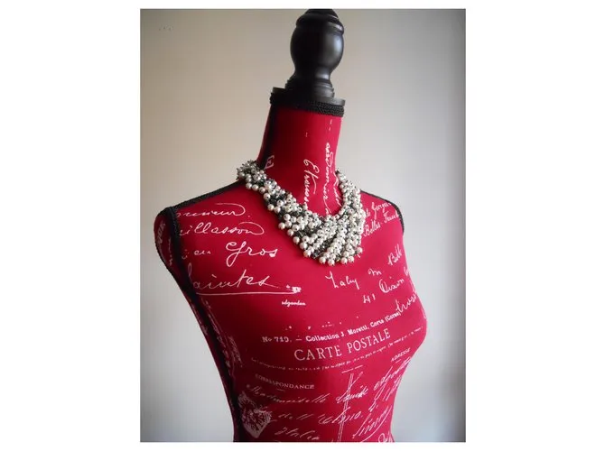 Weekend Max Mara Collar de perlas artificiales MAX MARA WEEKEND Negro Blanco 