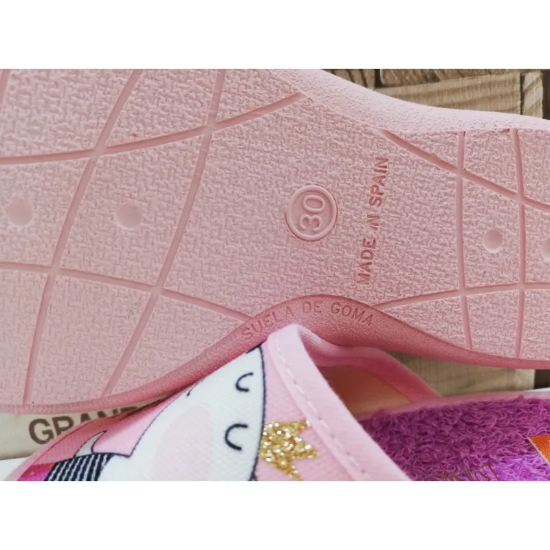Zapatilla de estar por casa niña Juncal rosa 8222