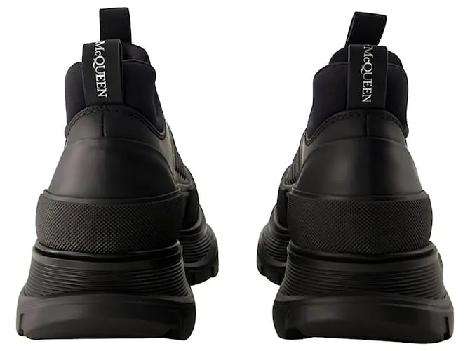 ZAPATILLAS TREAD  ALEXANDER MCQUEEN  PIEL  NEGRO 