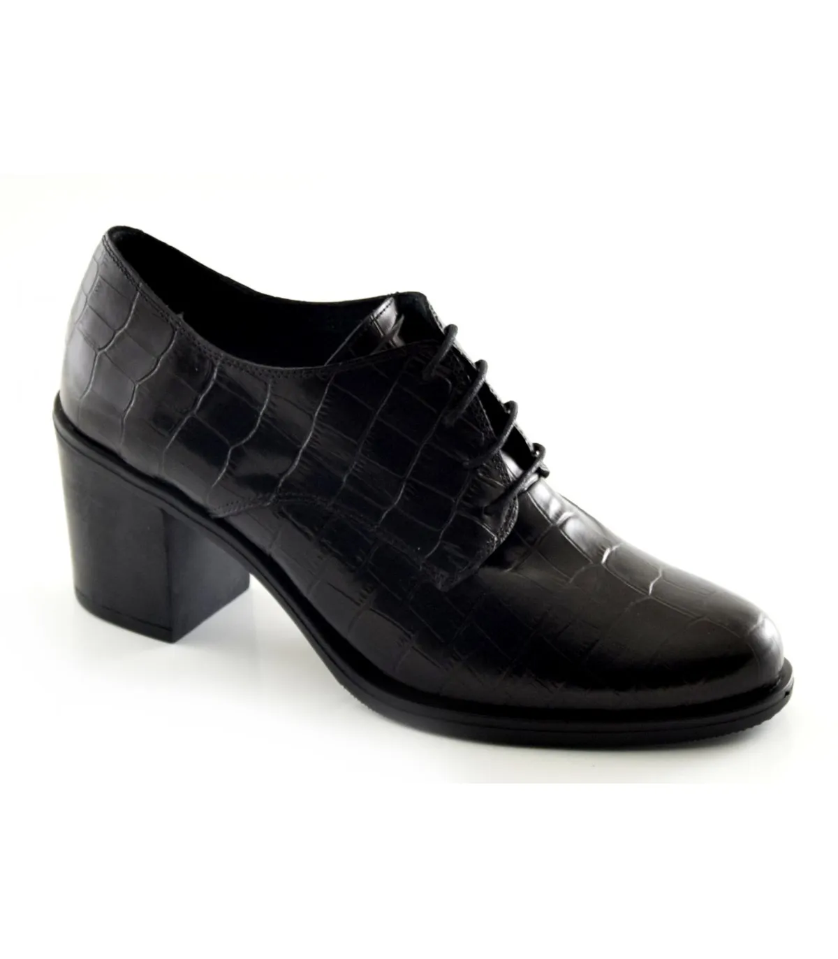 Zapato abotinado con tacón