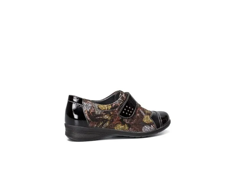 ZAPATO CON VELCRO 3810 SUAVE BY LEYLAND EN COLOR BURDEOS O NEGRO