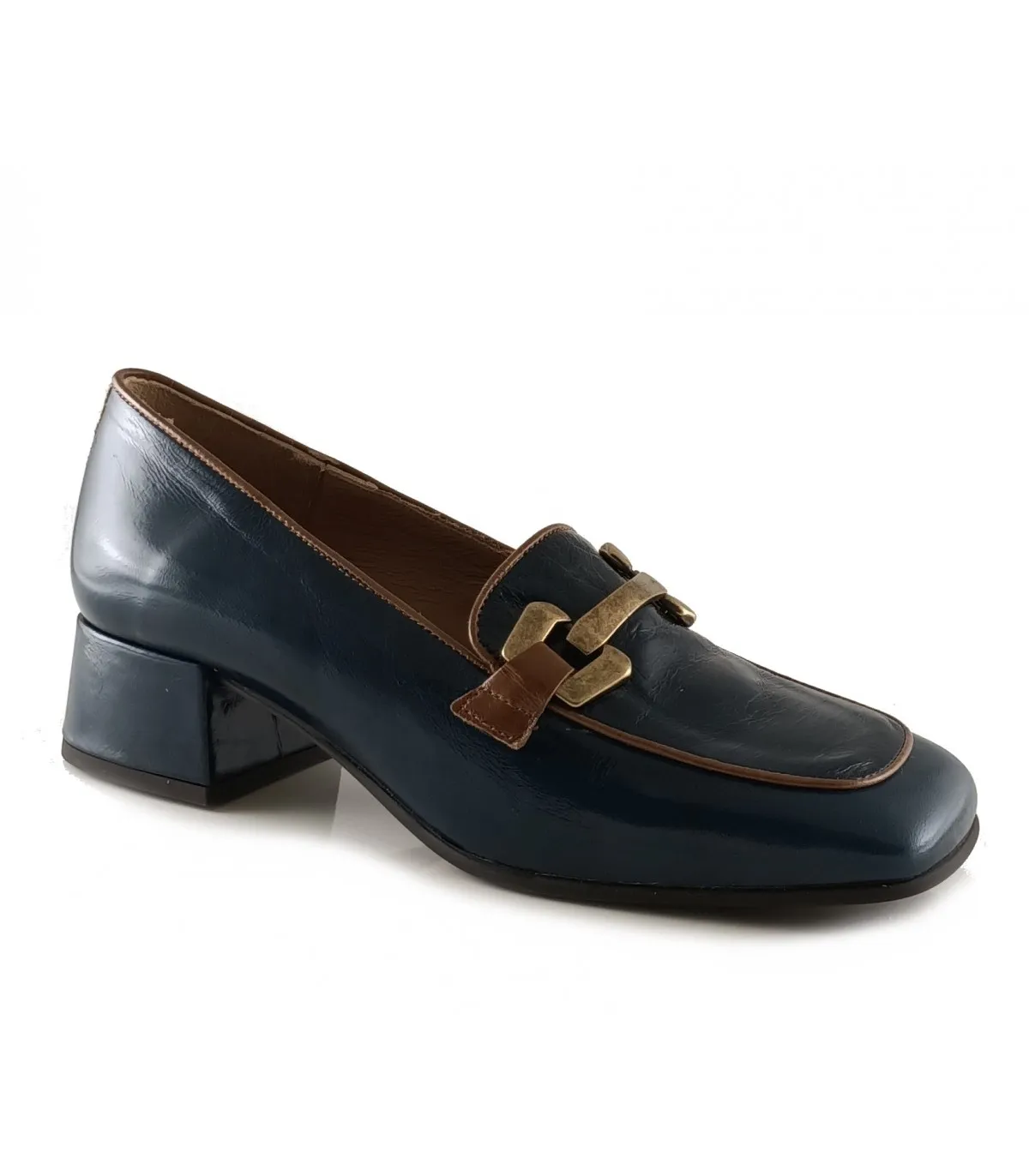 Zapato mocasín de tacón en piel azul