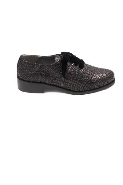 zapato salonissimos cordon grabado en negro
