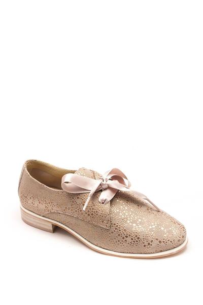 zapato salonissimos cordones en taupe