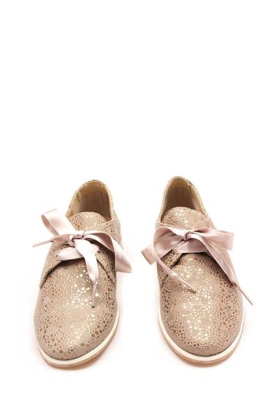zapato salonissimos cordones en taupe